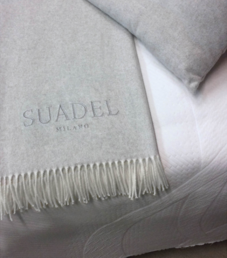Plaid in Misto Cotone con Frange
