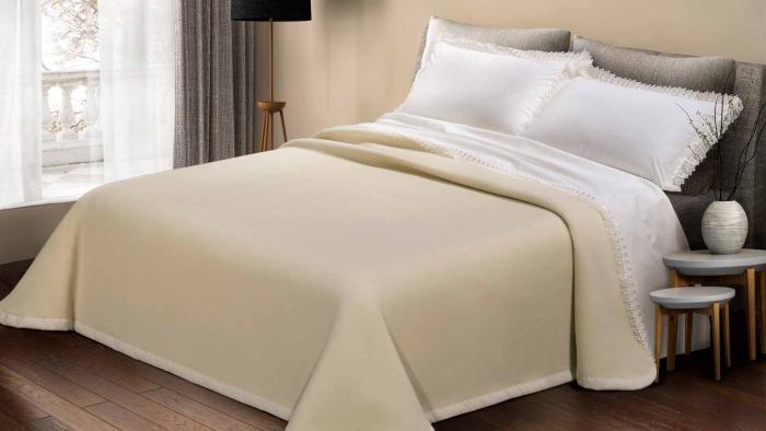 Coperta Atena